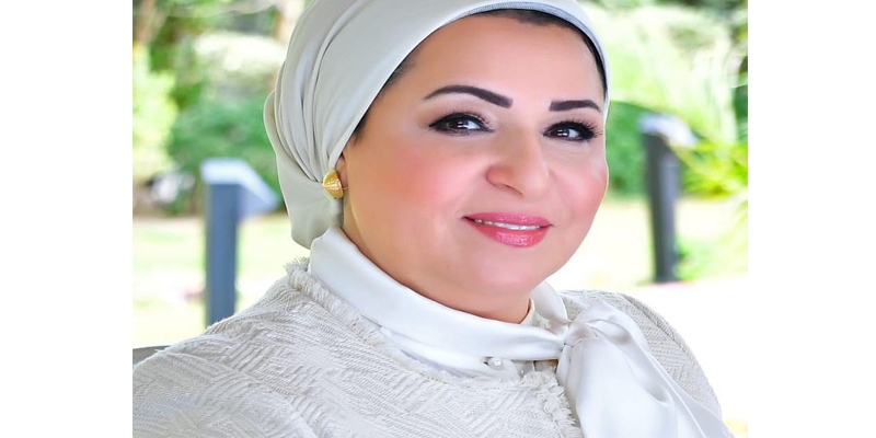   قرينة الرئيس السيسى تهنئ الأمهات المصريات بعيد الأم
