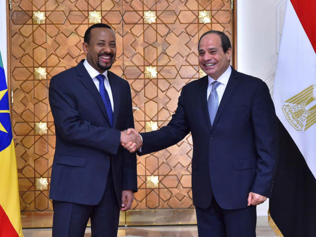   بسام راضى: الرئيس السيسى يتفق مع أبى أحمد على تجاوز أى معوقات بشأن مفاوضات سد النهضة