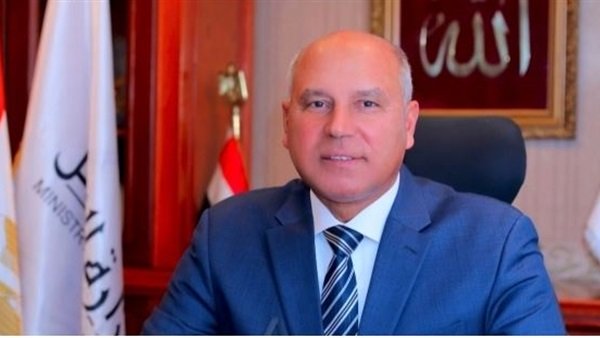   وزير النقل يتابع وصول 279 مصريًا لميناء نويبع البحري عائدين من الأردن