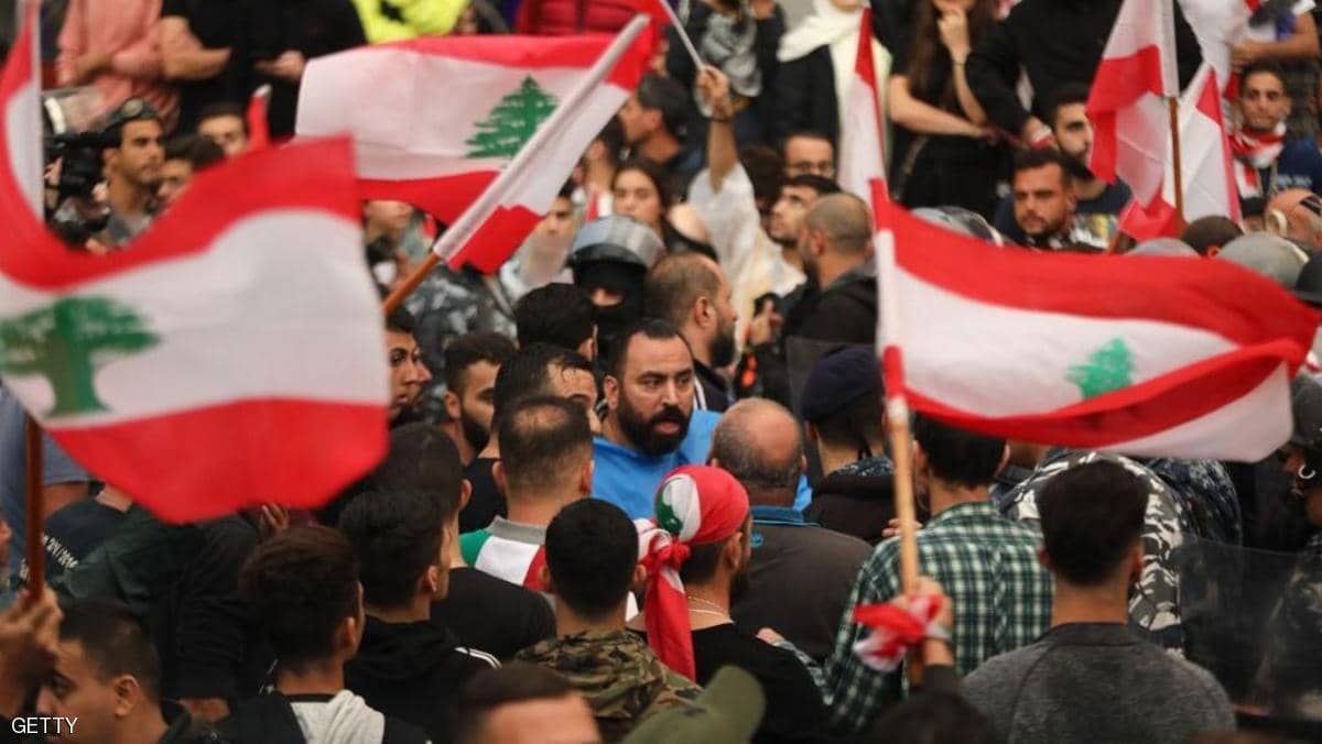   المتظاهرون فى لبنان يدعون إلى «سبت الساحات»