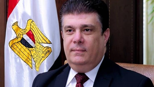   حسين زين يهنئ الرئيس السيسي والقوات المسلحة المصرية بذكرى انتصارات أكتوبر