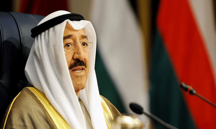   أمير الكويت يهنئ الرئيس السيسى: بذكرى حرب أكتوبر المجيد
