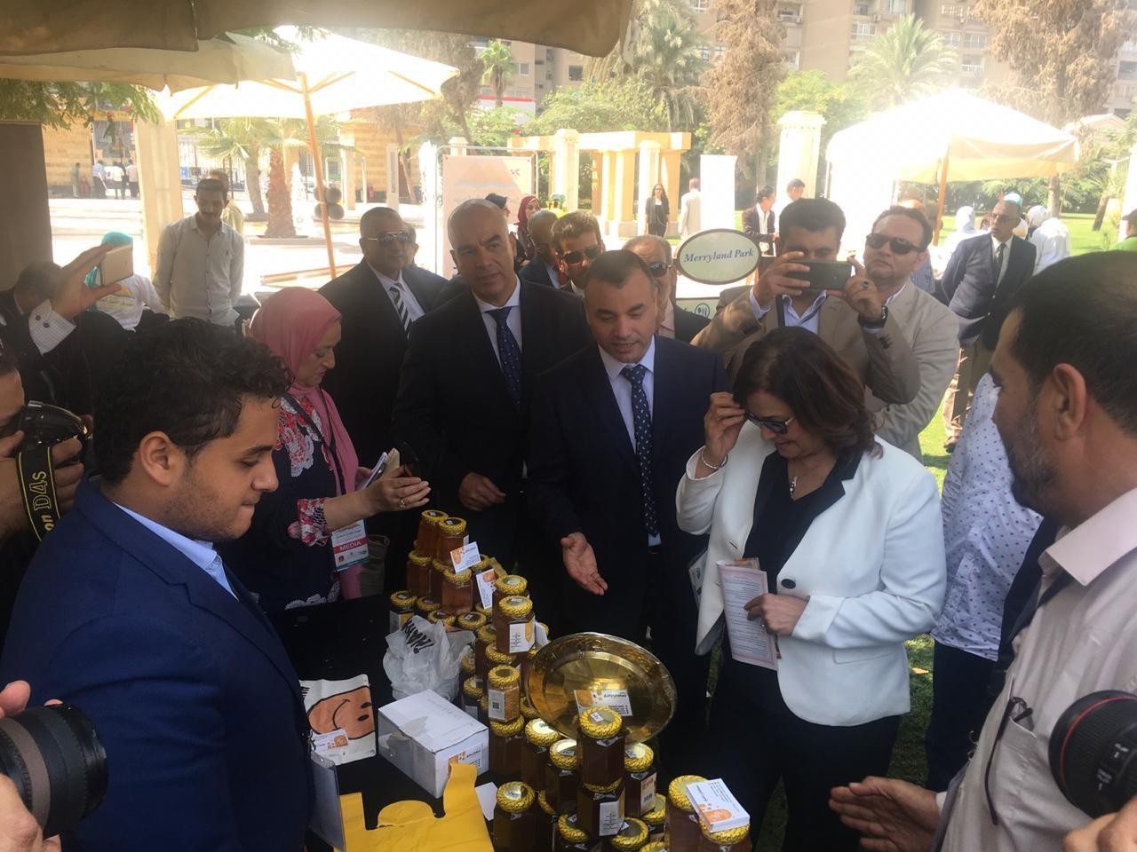   بمشاركة 120شركة مصرية وعربية وأفريقية إطلاق أول مهرجان مصري لعسل النحل