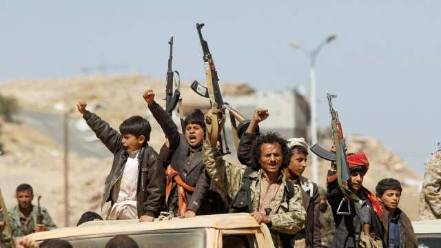   ميليشيا الحوثي تواصل انتهاكاتها الإنسانية بحق المدنيين فى اليمن