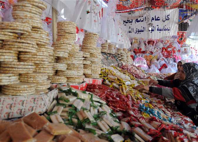   بأسعار مخفضة.. «مستقبل وطن» ينظم معارض لبيع حلوى المولد فى المحافظات