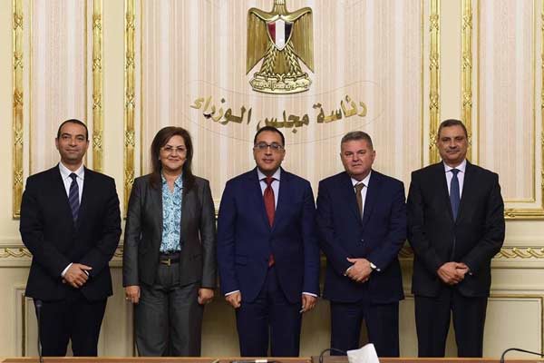   رئيس الوزراء يشهد توقيع اتفاقيتي تعاون استثماري بين صندوق مصر السيادي «ثراء»