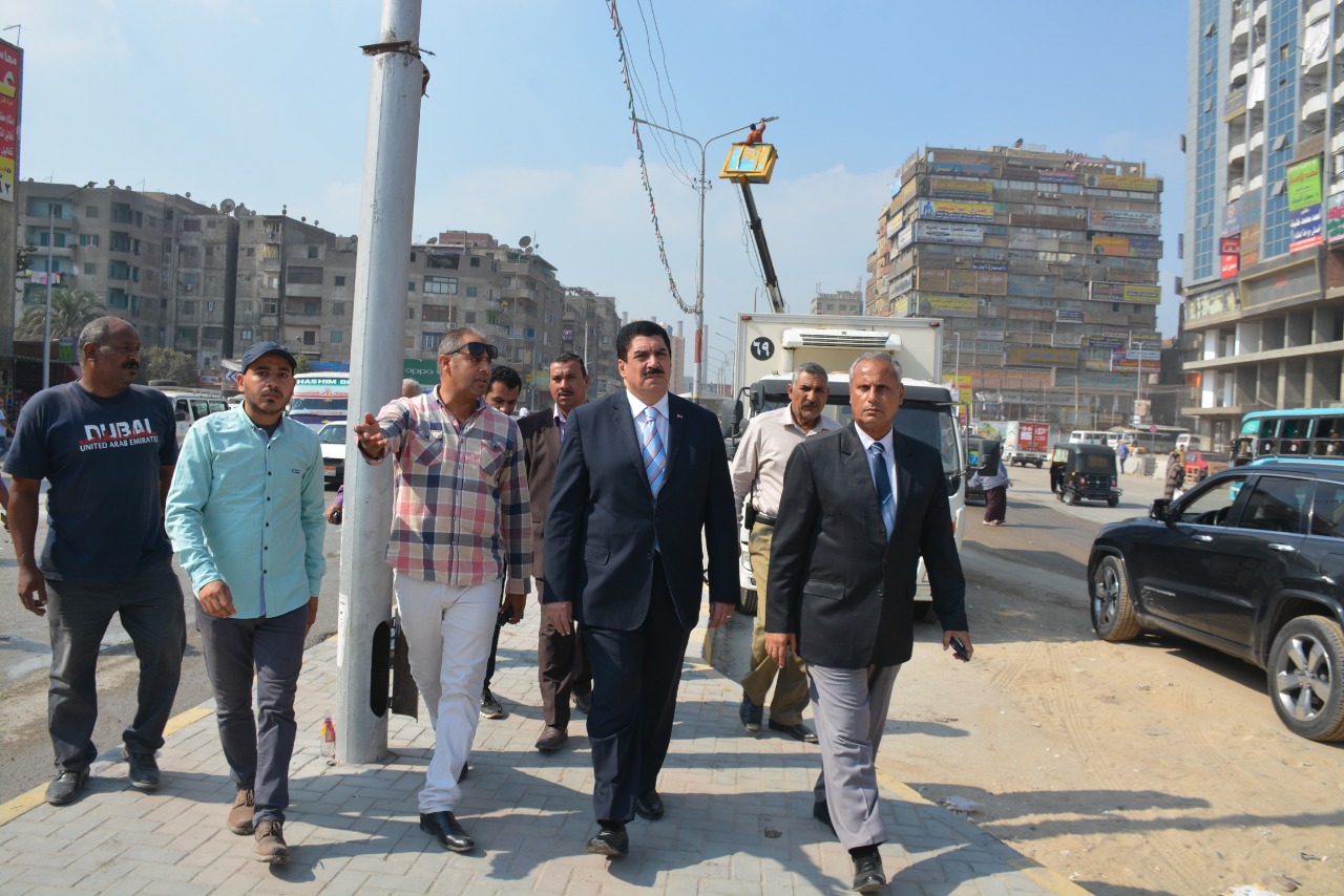   محافظ القليوبية يتفقد تطوير شارعي 15 مايو وأحمد عرابي بحي غرب شبرا الخيمة