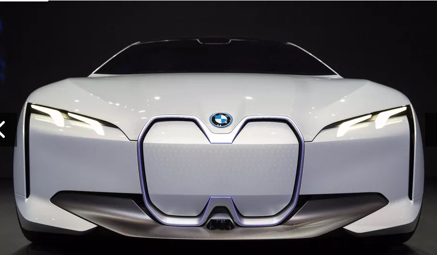   صور| «BMW» تكشف مواصفات سيارتها الكهربائية الجديدة طراز «i4»