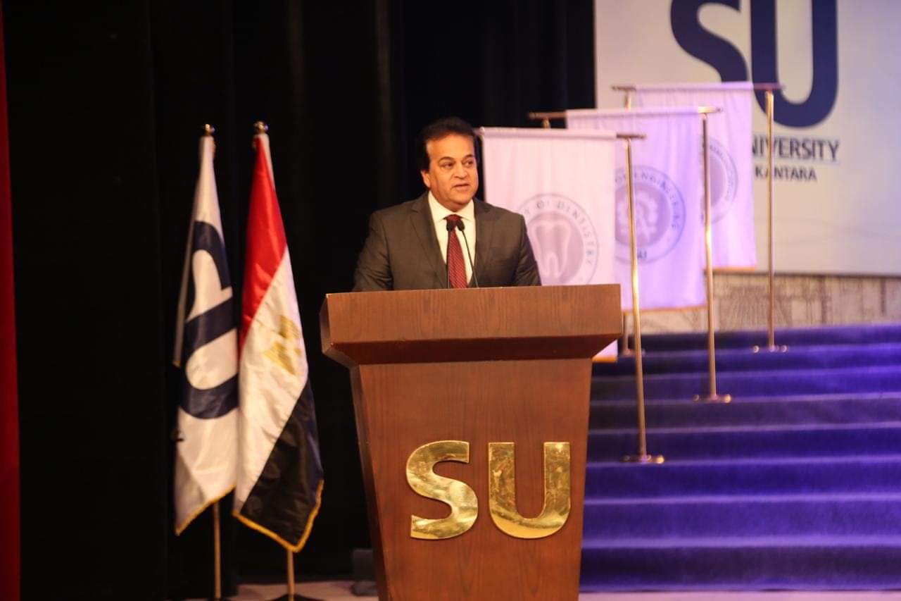   وزير التعليم العالي يشهد احتفال جامعة سيناء بتخريج دفعة جديدة