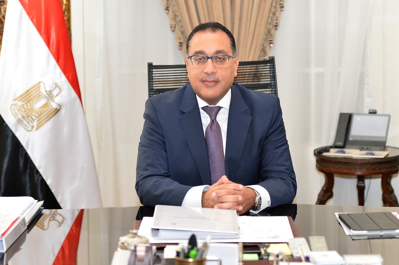   رئيس الوزراء يتابع موقف تنفيذ المشروع القومي لاستصلاح وتنمية المليون ونصف المليون فدان