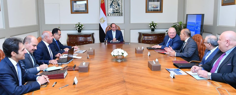   الرئيس السيسى يلتقى الوزراء ويوجه بتحديث وتطوير منظومة النقل (فيديو)