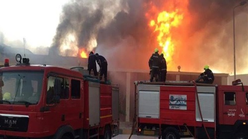   السيطرة على حريق داخل برج اتصالات فى المعادى دون إصابات