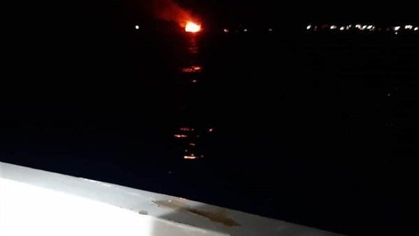   مصرع سائحة أمريكية وإنقاذ 18 سائحا في حريق مركب شمال مرسى علم