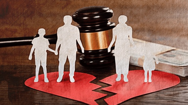   سيدات مصر يطالبن بالحق في الطلاق حال امتناع الزوج عن الإنفاق بقانون الأحوال الشخصية