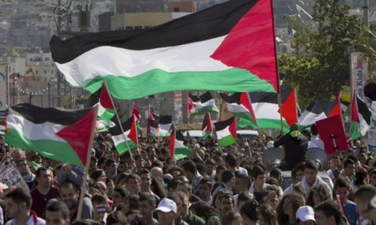   بسبب ممارسات العدوان الاستيطانى: الآلاف يتظاهرون فى الضفة الغربية وغزة