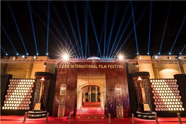   مهرجان القاهرة السينمائي يتصدر «تويتر»