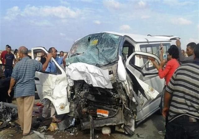   إصابة 8 أشخاص فى حادث أنقلاب سيارة ميكروباص بطريق «بنها - المنصورة» 