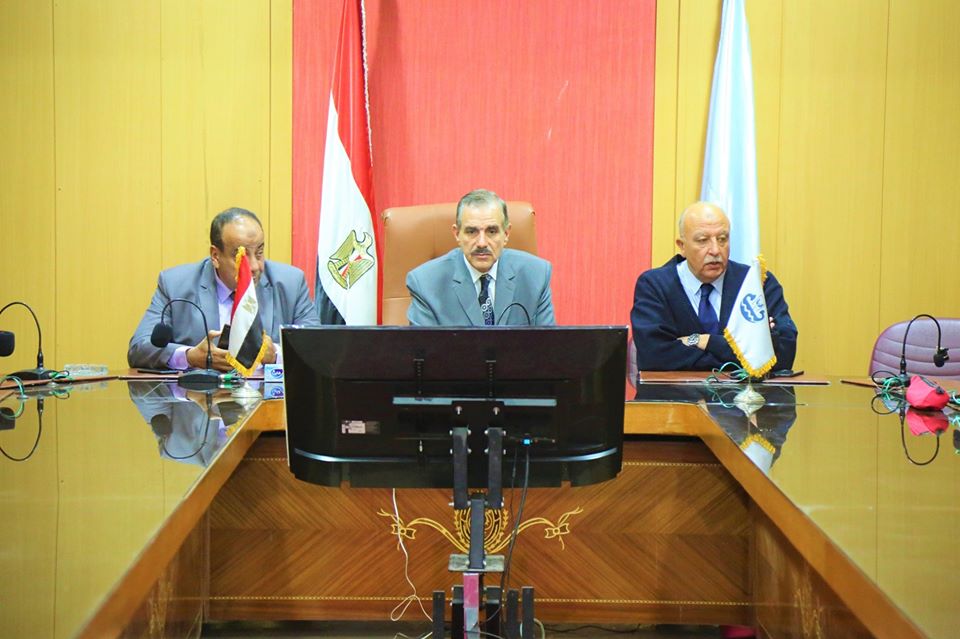    محافظ كفرالشيخ يعقد اجتماعاً موسعاً لمناقشة مقترح لتطوير حديقة صنعاء بالعاصمة