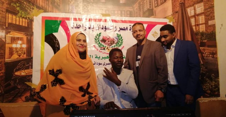  مبادرة مصر والسودان ايد واحدة تقيم بث مباشر احتفالا بأعياد الاستقلال في مصر والسودان