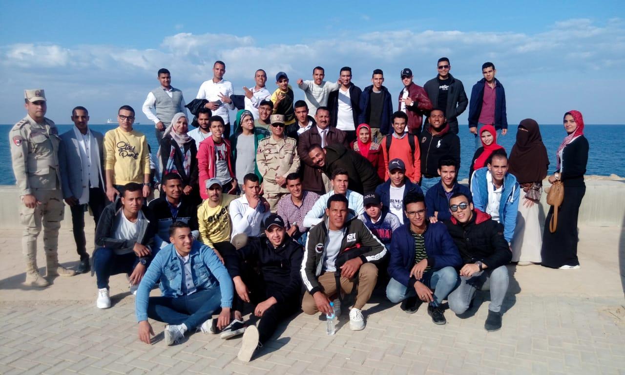   50 طالب وطالبة بجامعة المنيا يزورون المشروعات القومية  بـ«هضبة الجلالة»