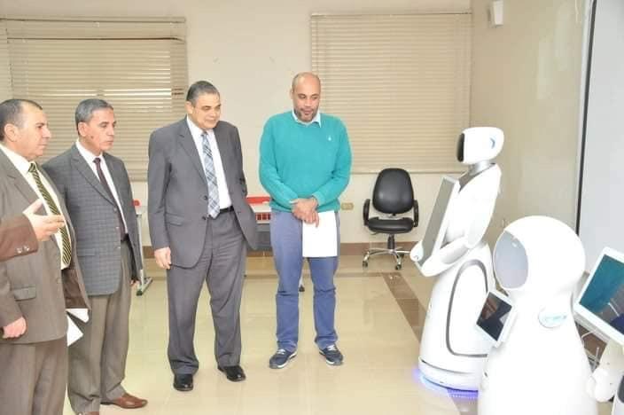   كلية الذكاء الاصطناعي بجامعة كفر الشيخ تستقبل أول 3 ريبوت وتزويدها بمختبرا