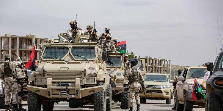   الجيش الليبى يقصف مواقع فى معسكر النقلية بالعاصمة طرابلس