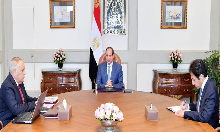   الرئيس السيسى يجتمع مع رئيس الهيئة العربية للتصنيع