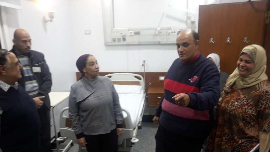   «المصريين الأحرار» يزور مستشفى قصر العيني ويشيد بخدماتها للمواطنين  