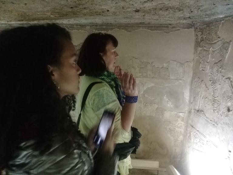   وفد سياحي «أمريكي وإيطالي» يزور المناطق الأثرية بالمنيا