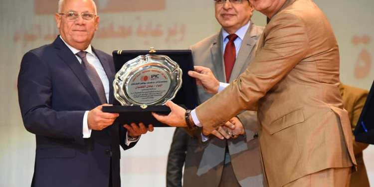   وزير القوى العاملة يفتتح فعاليات مبادرة «مصر أمانة بين ايديك» ببورسعيد
