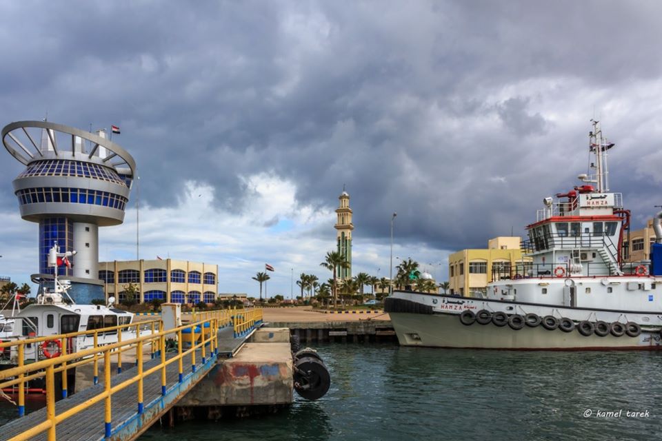   ميناء دمياط يؤكد ميزته التنافسية ويستقبل السفن دون توقف