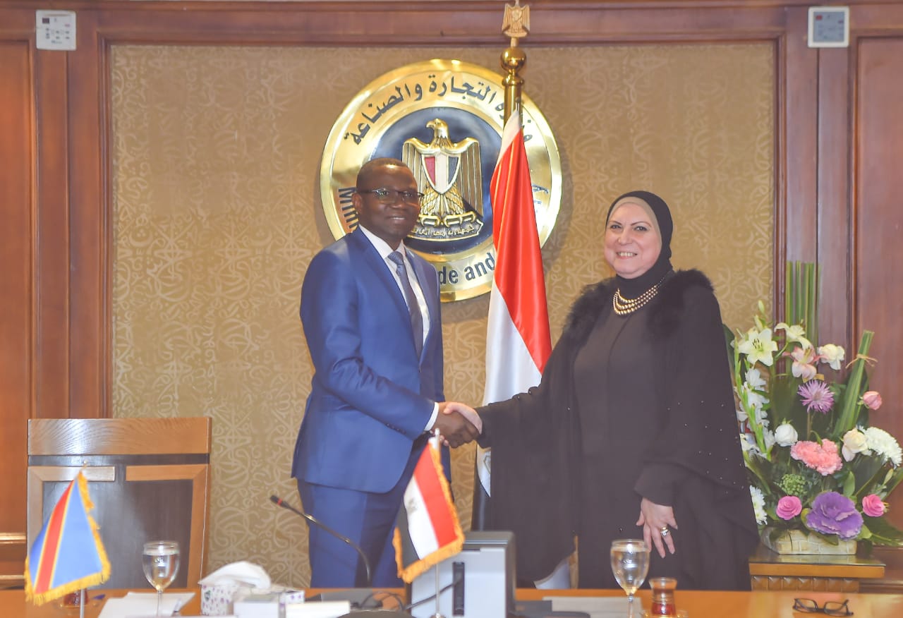   وزيرا «صناعة مصر» والكونغو الديمقراطية يبحثان تعزيز التعاون الصناعى المشترك