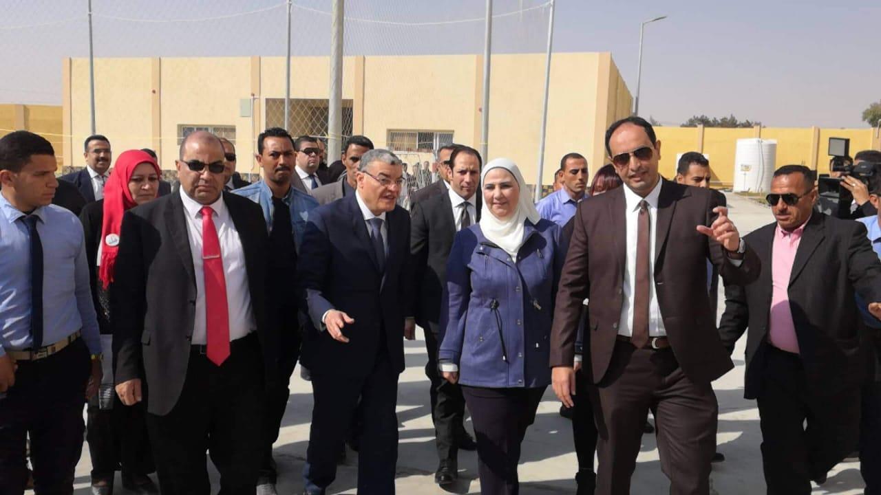   وزيرة التضامن الاجتماعي تصل إلى محافظة المنيا وتتفقد مركز التعافي من المخدرات