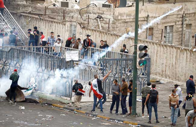   استنكارا لمقتل متظاهرين.. إضراب وإغلاق شوارع في محافظة كربلاء العراقية