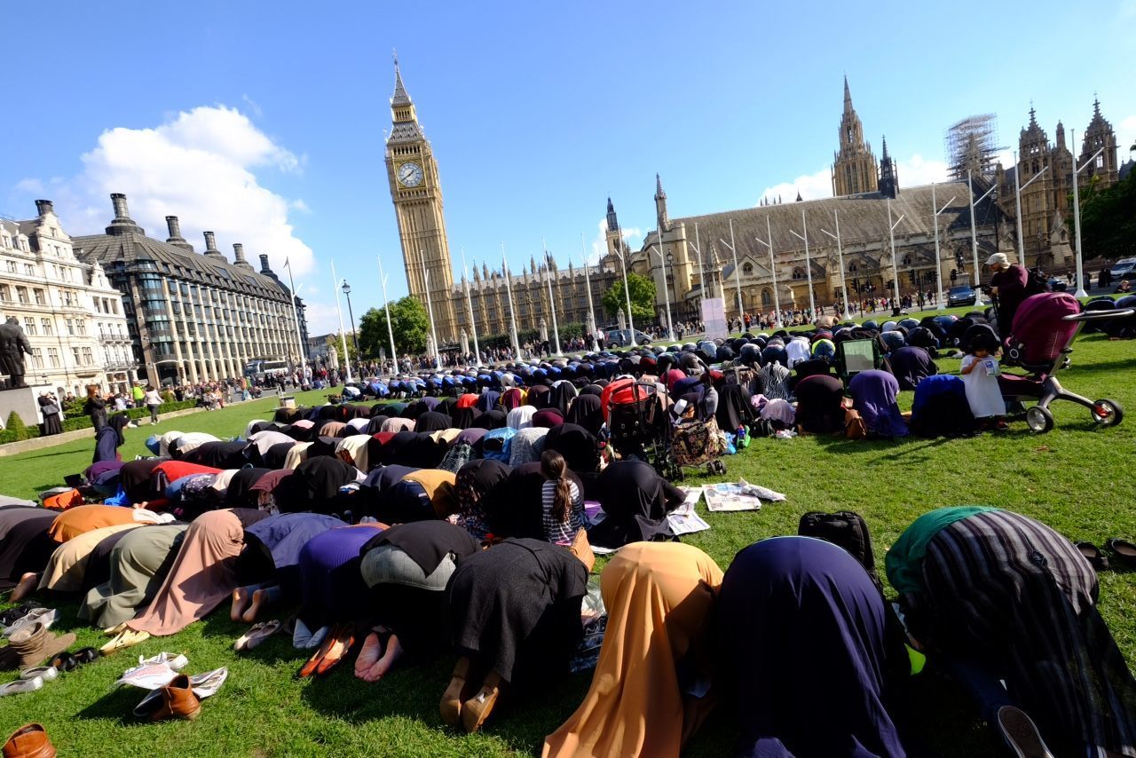   بريطانيا: الإسلام أسرع الأديان انتشارا وعدد المسلمين يتخطى الـ3 ملايين