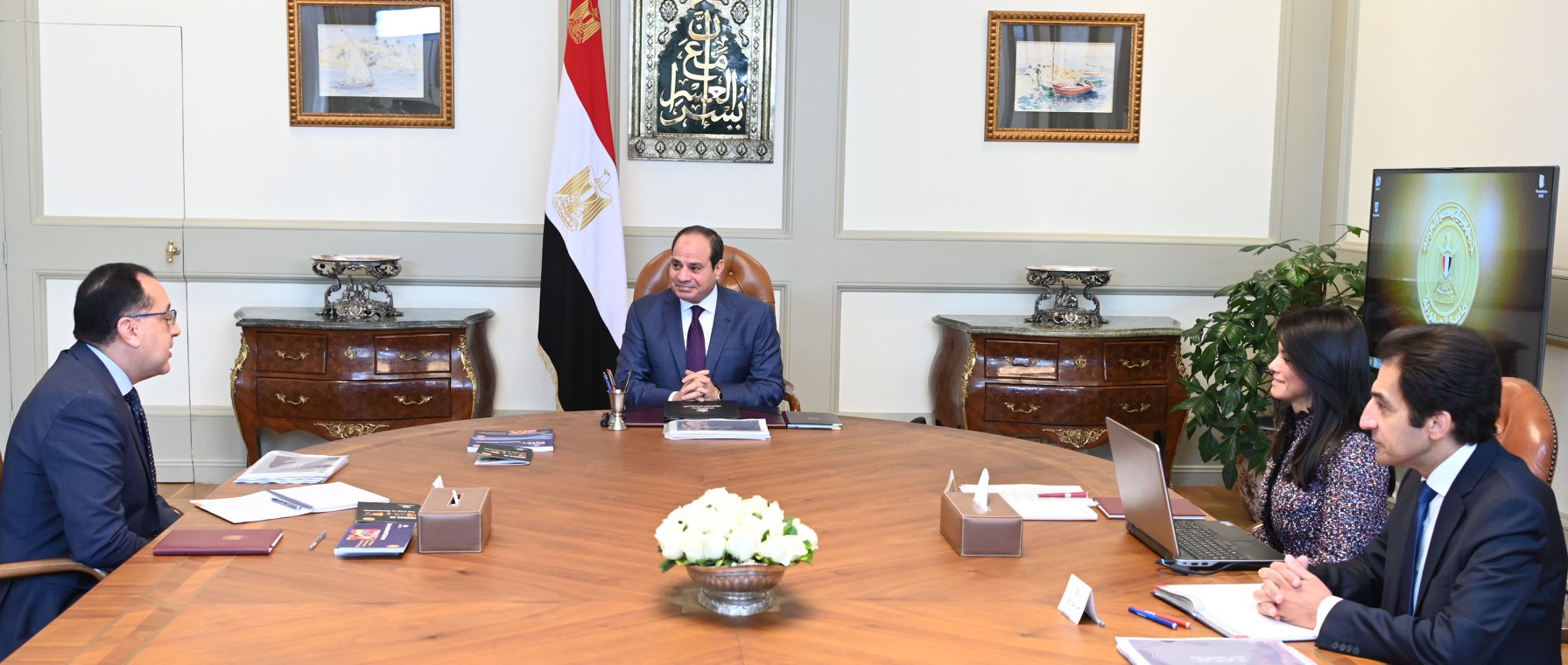   بسام راضى : الرئيس السيسى يوجه الحكومة بالاستخدام الأمثل لتمويل المؤسسات الدولية