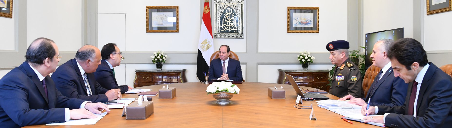   بسام راضى : الرئيس السيسى يبحث تطورات «سد النهضة» ومكافحة الإرهاب مع وزراء الدفاع والخارجية والري