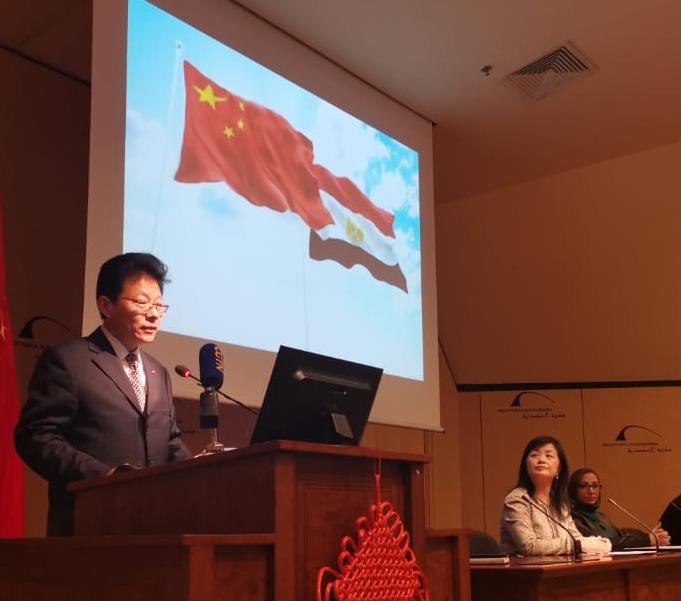   قنصل الصين : ٣٠٠صيني يتلقون التعليم المصري بعد التعاون مع جامعة الإسكندرية