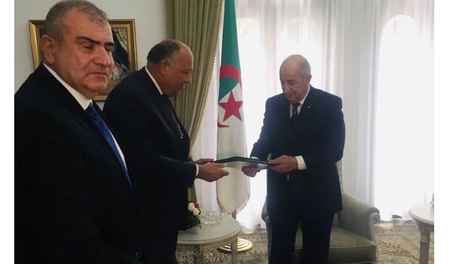   وزير الخارجية يسلم رسالة السيسى للرئيس الجزائرى