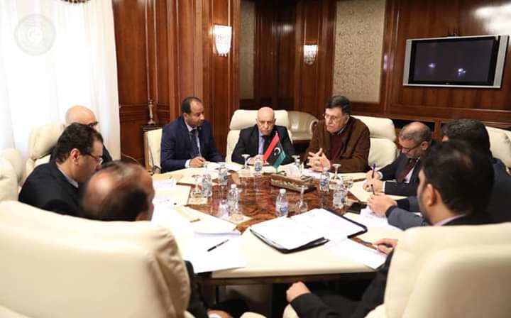   رئيس المجلس الرئاسي الليبي يبحث الوضع الاقتصادي والمالي