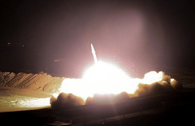   شاهد|| لحظة سقوط الصواريخ الإيرانية على قاعدة «عين الأسد»