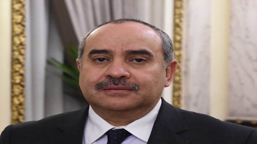   وزير الطيران المدنى: الرئيس السيسى وجه بإجلاء المصريين المتواجدين في الصين