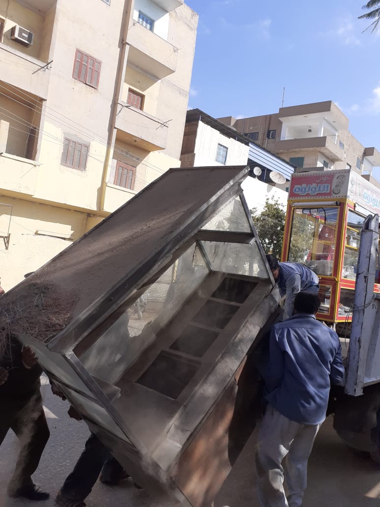    حملة مكبرة لرفع إشغالات وإزالة تعديات نفذتها مدينة  ناصر ببني سويف