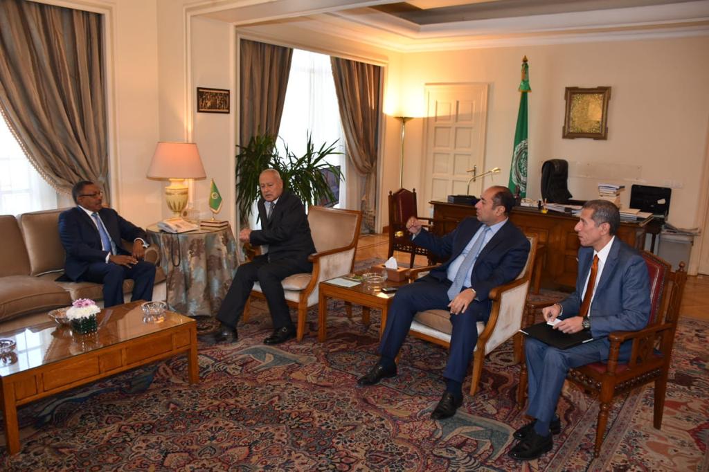   بدء توافد وزراء الخارجية العرب للمشاركة في اجتماع الجامعة العربية