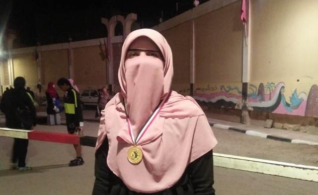   طالبة بطب بنها تفوز بـ130 ألف جنيه في المسابقة العالمية للقرآن الكريم