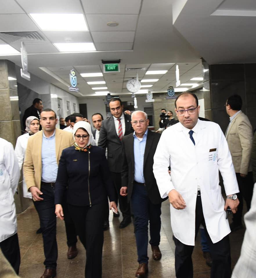   وزيرة الصحة ومحافظ بورسعيد يتفقدان مستشفى المبرة