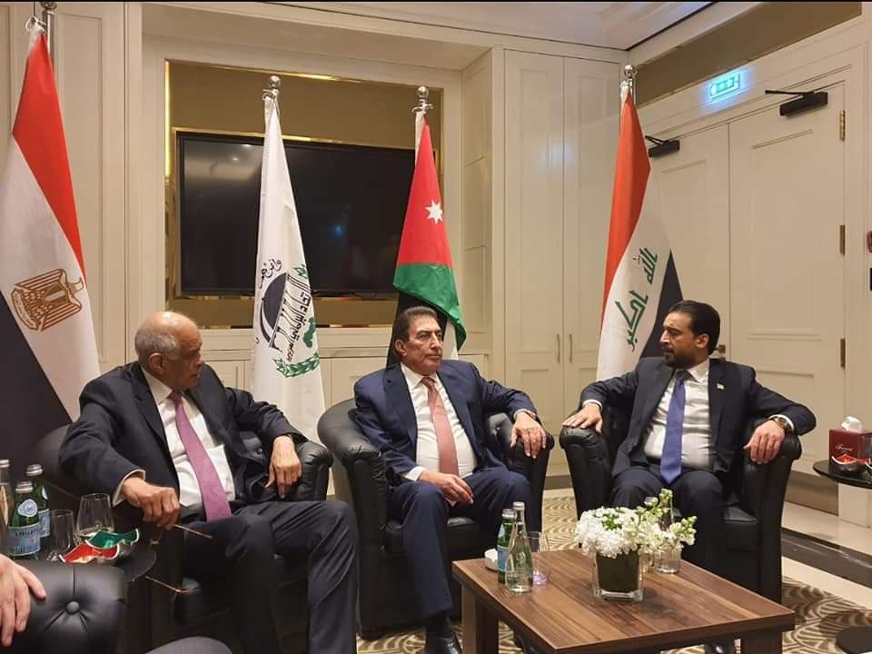   عبد العال يعقد اجتماعا ثلاثيا مع رئيسي برلمان الأردن والعراق بعمان