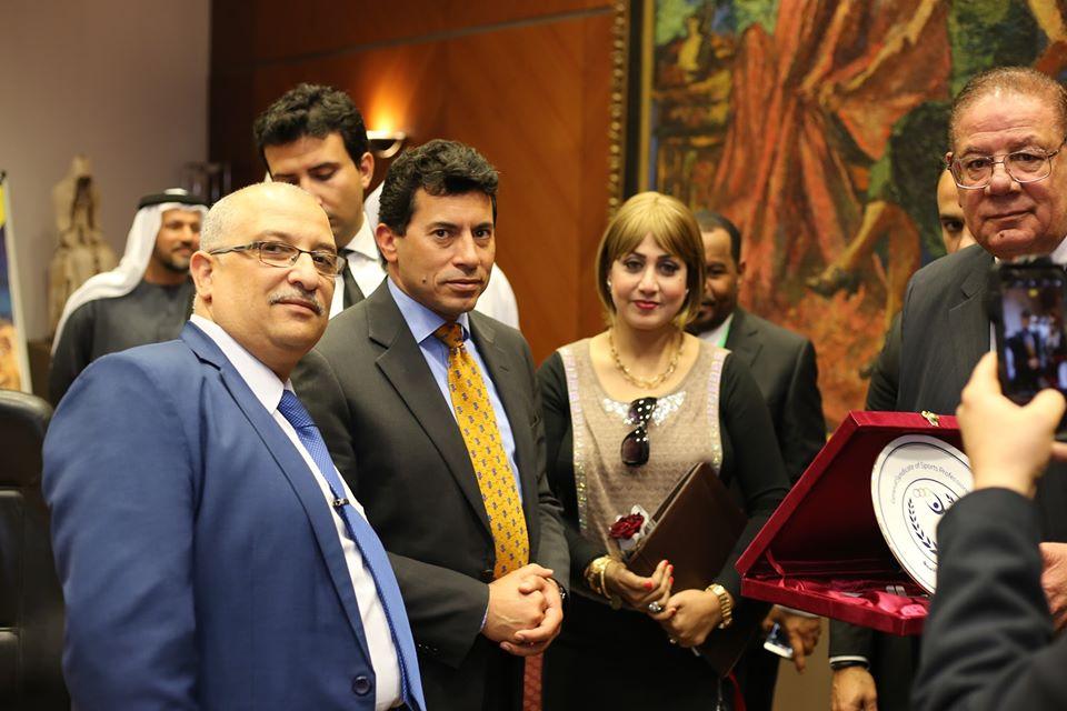   بالصور || «منى الحسيني» تشارك في افتتاح المؤتمر الدولي للطب الرياضي بمكتبة الإسكندرية