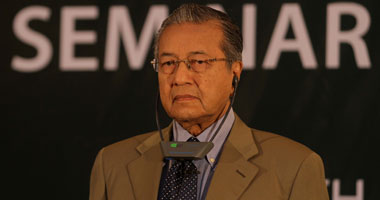   رئيس وزراء ماليزيا يقدم استقالته للملك