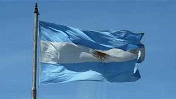   بسبب «الكورونا» الأرجنتين تغلق حدودها وتعطل الدراسة